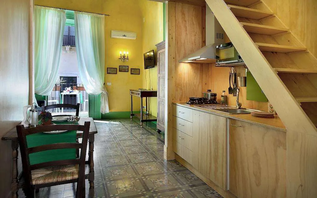 Casa D Aria Διαμέρισμα Κατάνια 0*,  Ιταλία